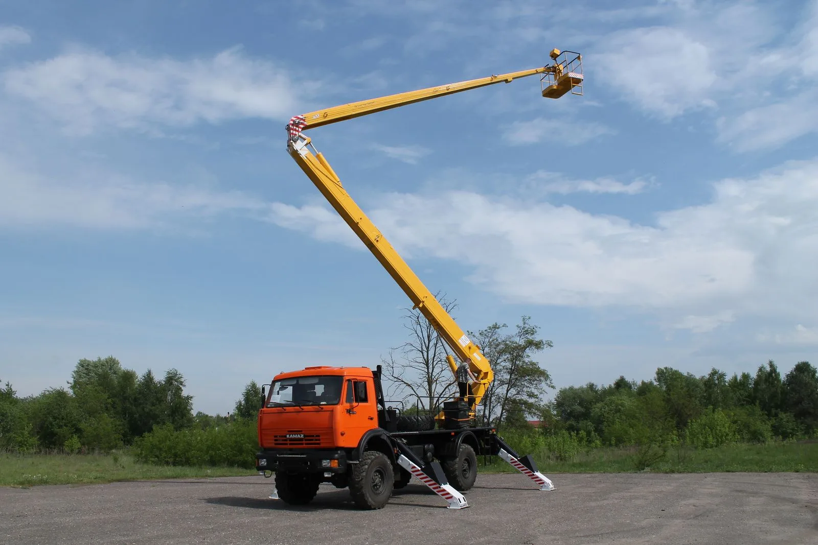 Мистолово аренда автовышки