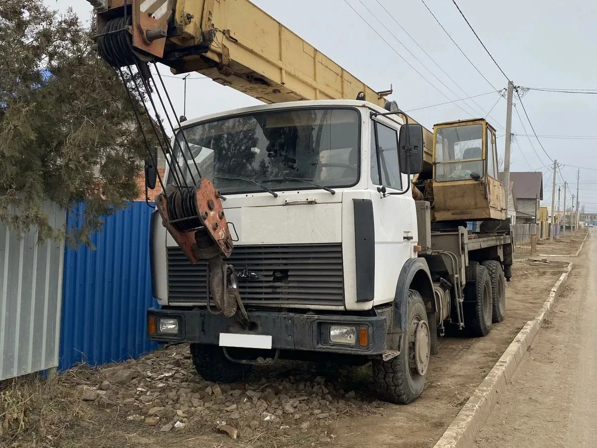 Аренда крана в Буграх