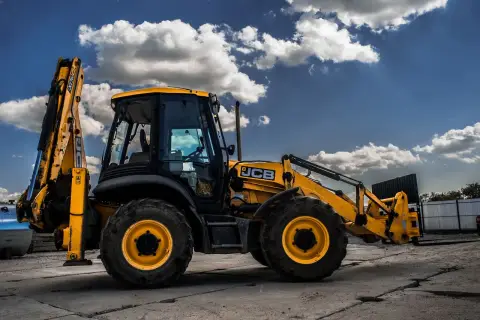 Экскаватор погрузчик в аренду Гатчина. jcb 4cx