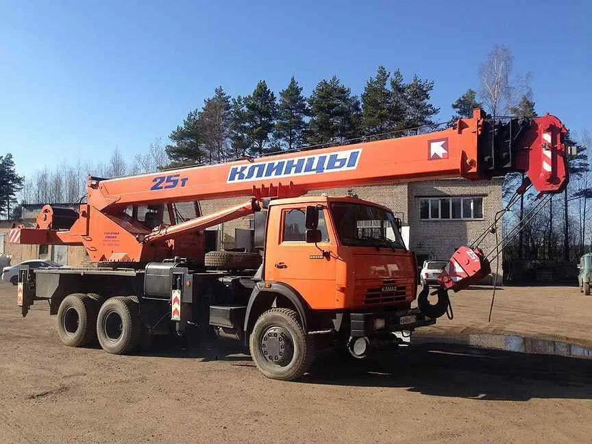 Аренда крана Коммунар. Кран 25т и 32т Коммунар