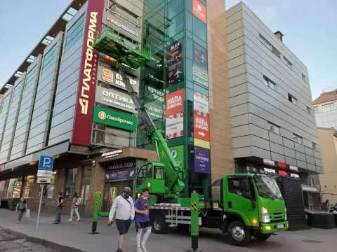 услуги автовышки 22м в Пушкине